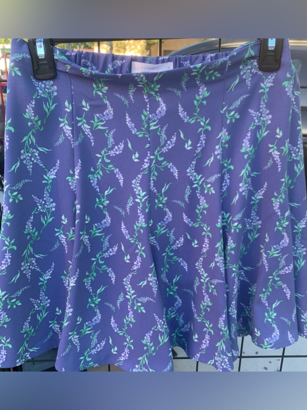 NWT Lauren Conrad Periwinkle Floral mini  Skirt - Picture 2 of 6